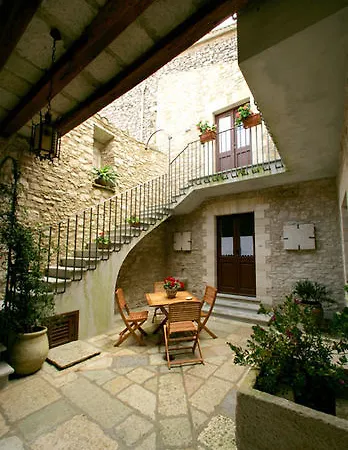 Pietre Antiche - Classic Aparthotel